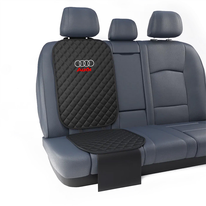 Подкладки под бустер Подкладка под бустер с вышивкой Audi (Черная)